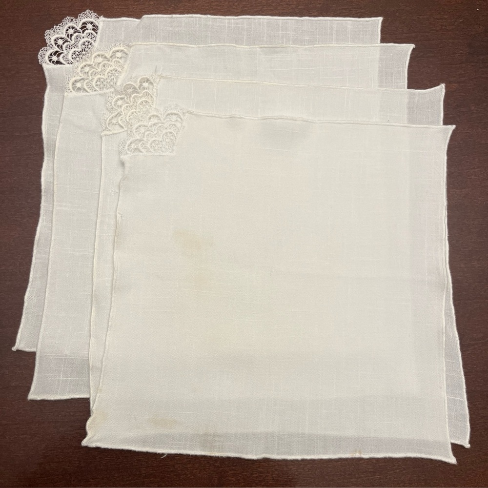 Vintage Elegant Ivory Lace Handkerchiefs set of four